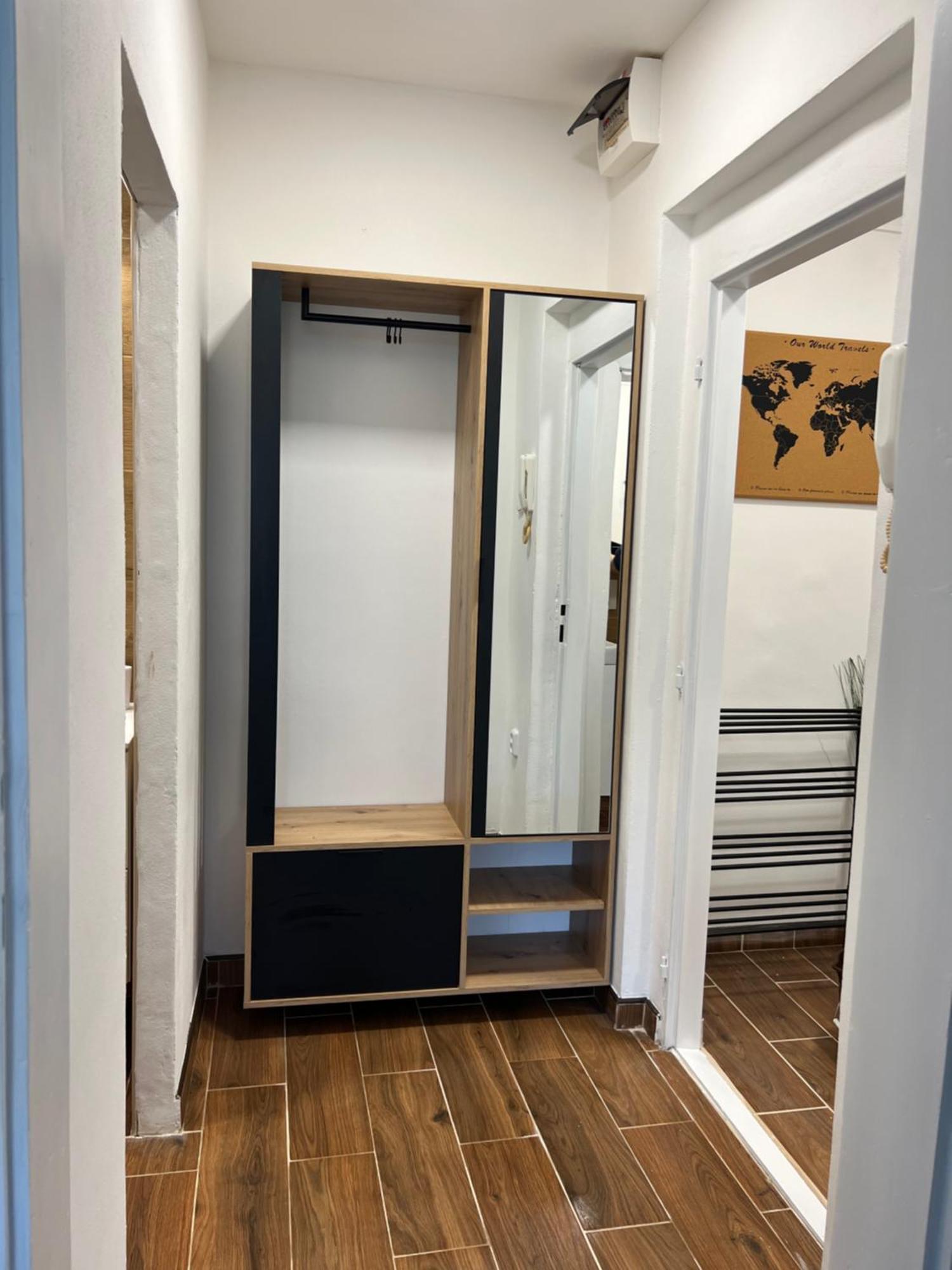 Apartman V Centru Trutnova Exteriér fotografie